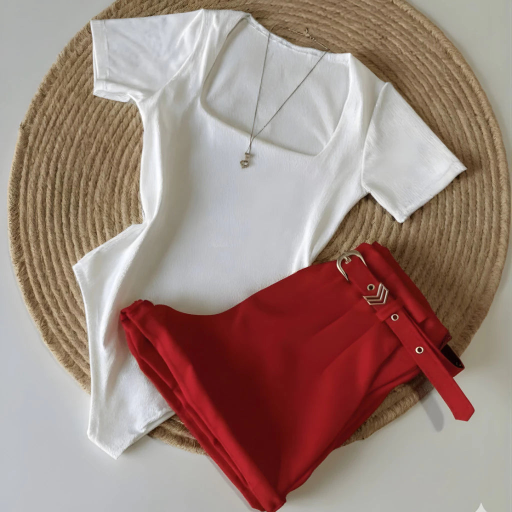 Conjunto Body Gola Quadrada Branco com Short Alfaiataria