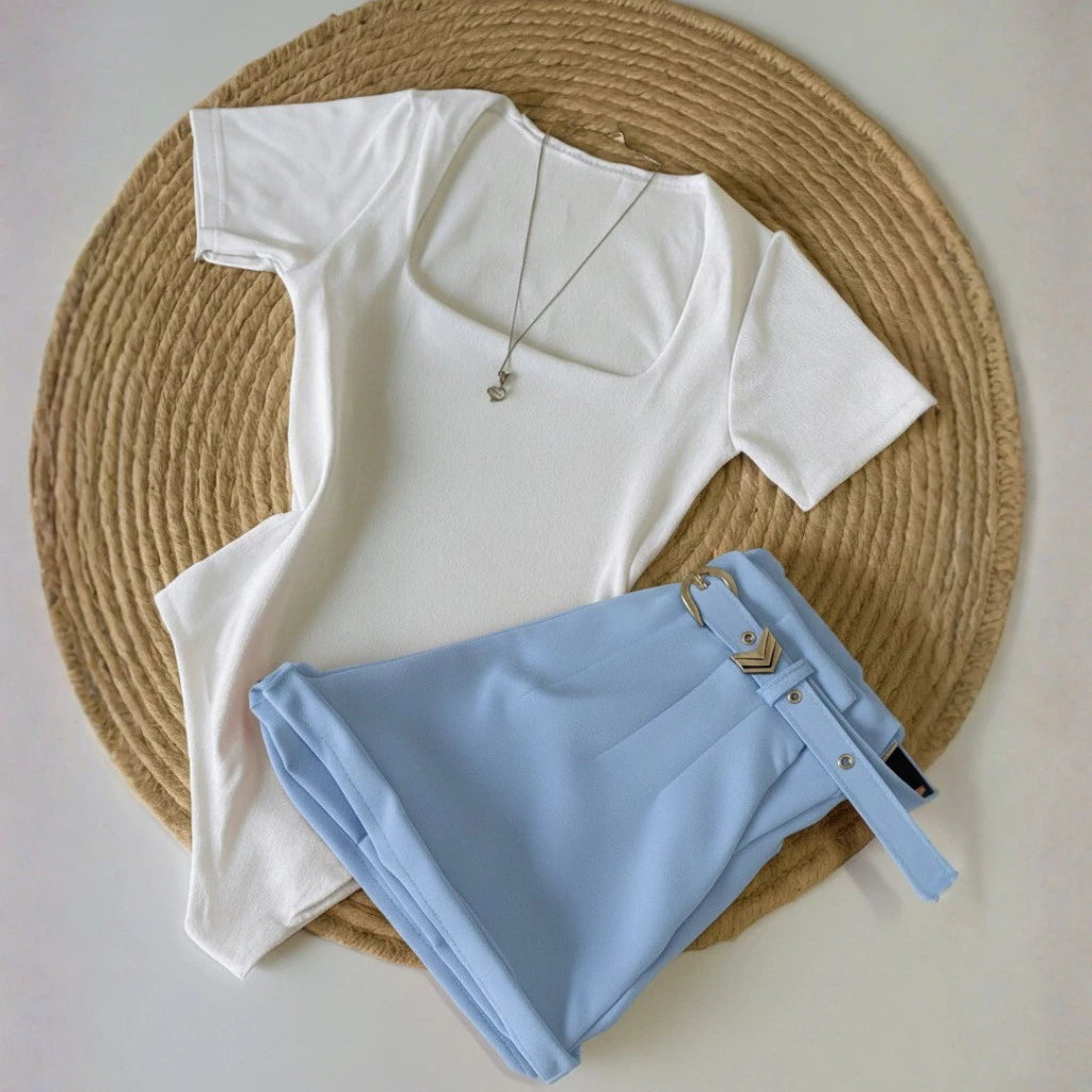 Conjunto Body Gola Quadrada Branco com Short Alfaiataria